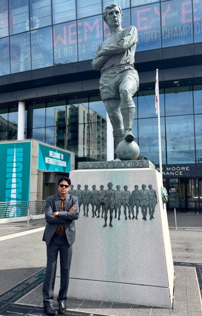 In Front of the famous Statue of Bobby moore.jpg